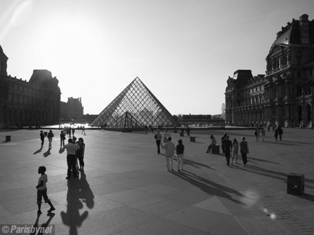 Le Louvre, la pyramide